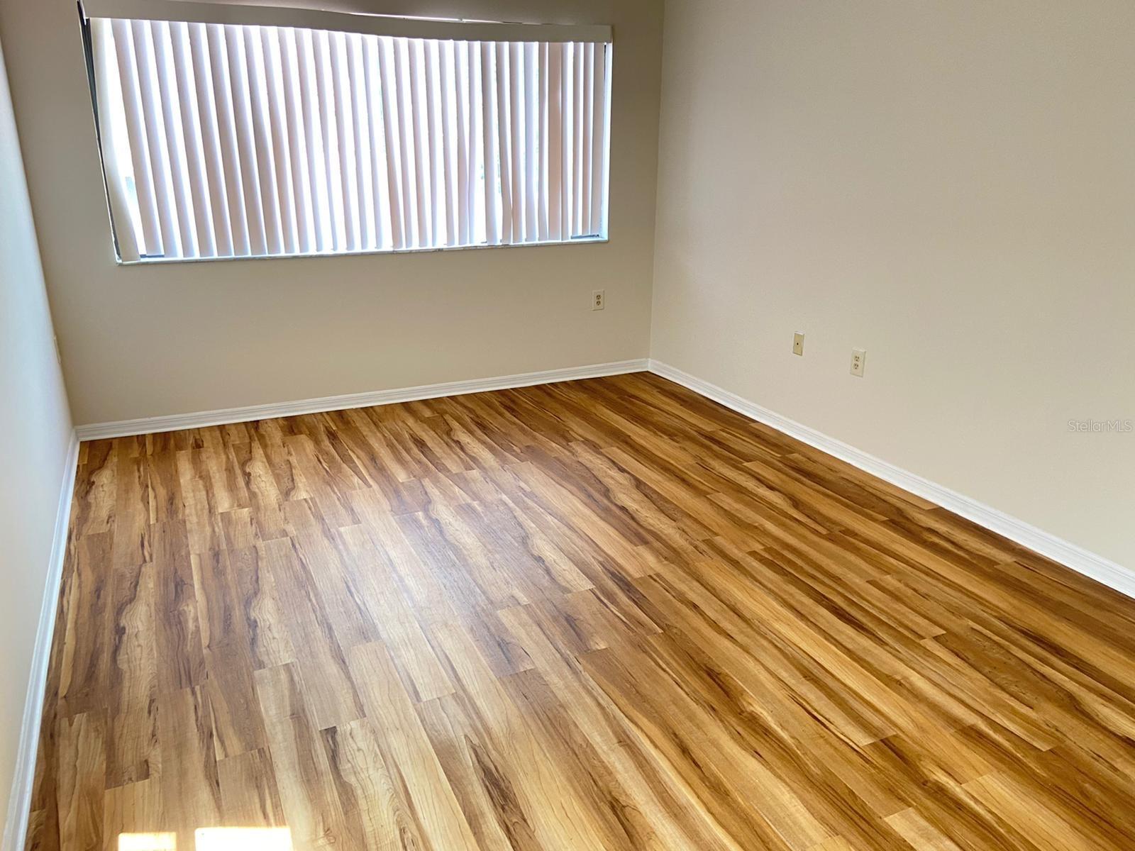 Image 12 of 16 For 5061 Ernst Court 11