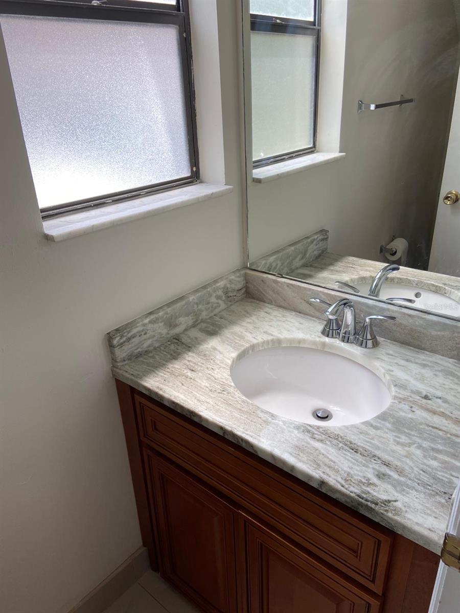 Image 15 of 16 For 5061 Ernst Court 11