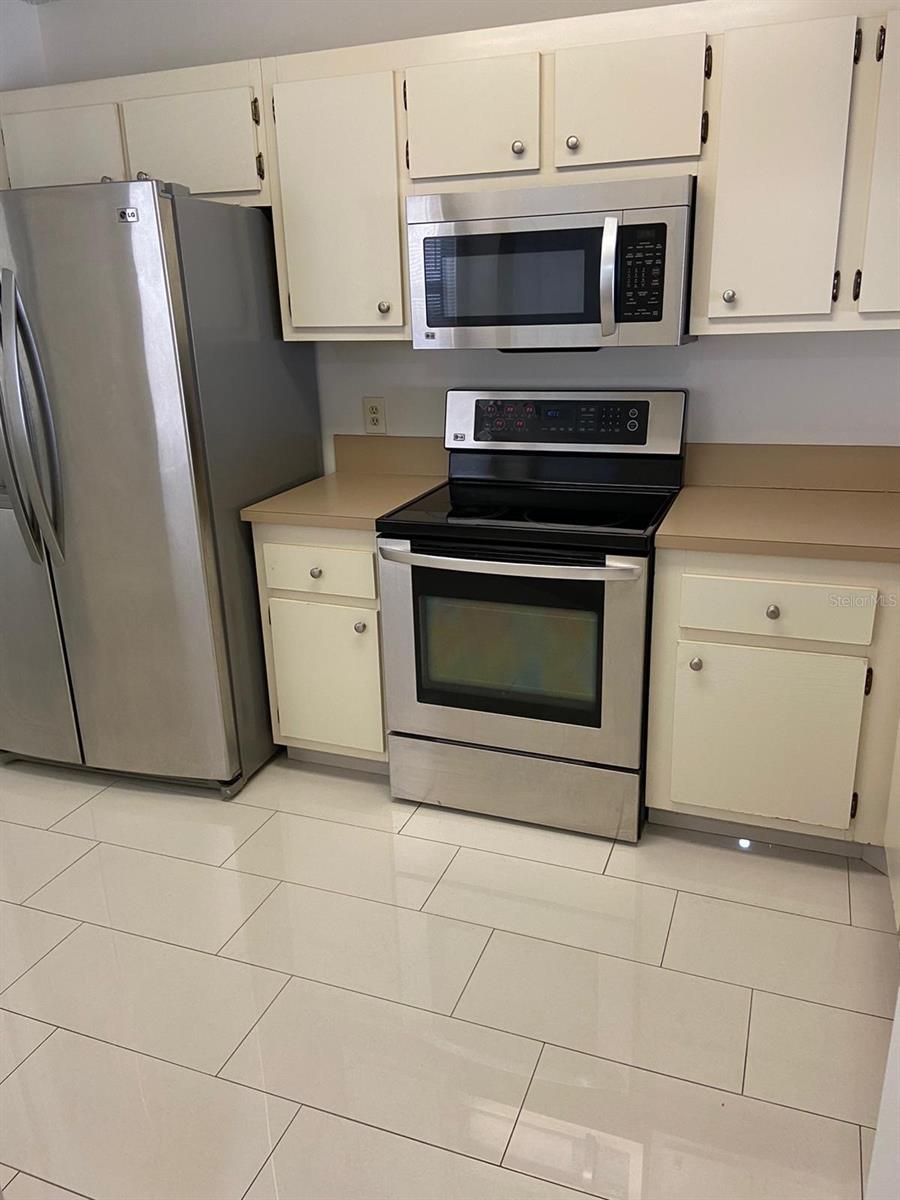 Image 16 of 16 For 5061 Ernst Court 11