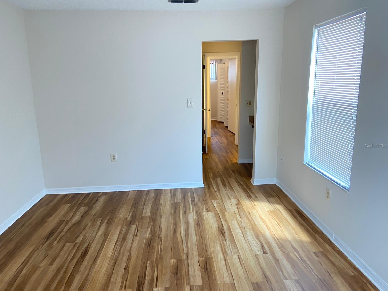 Image 5 of 16 For 5061 Ernst Court 11