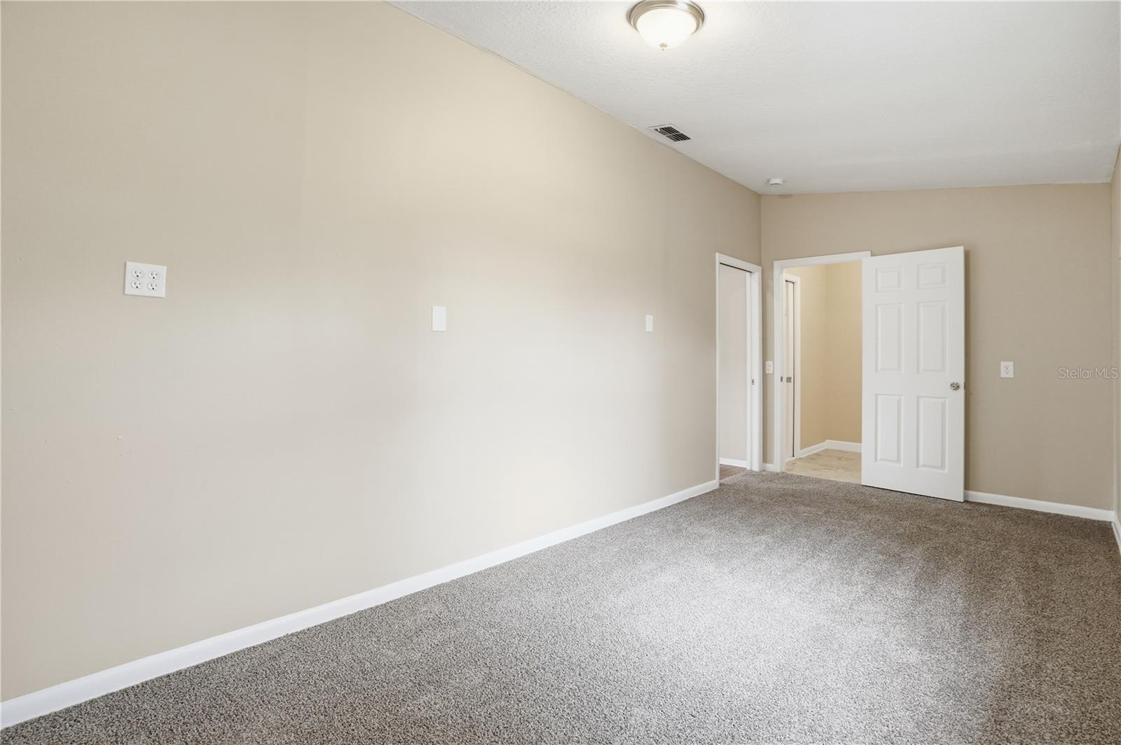 Image 29 of 43 For 405 Park Ridge Avenue