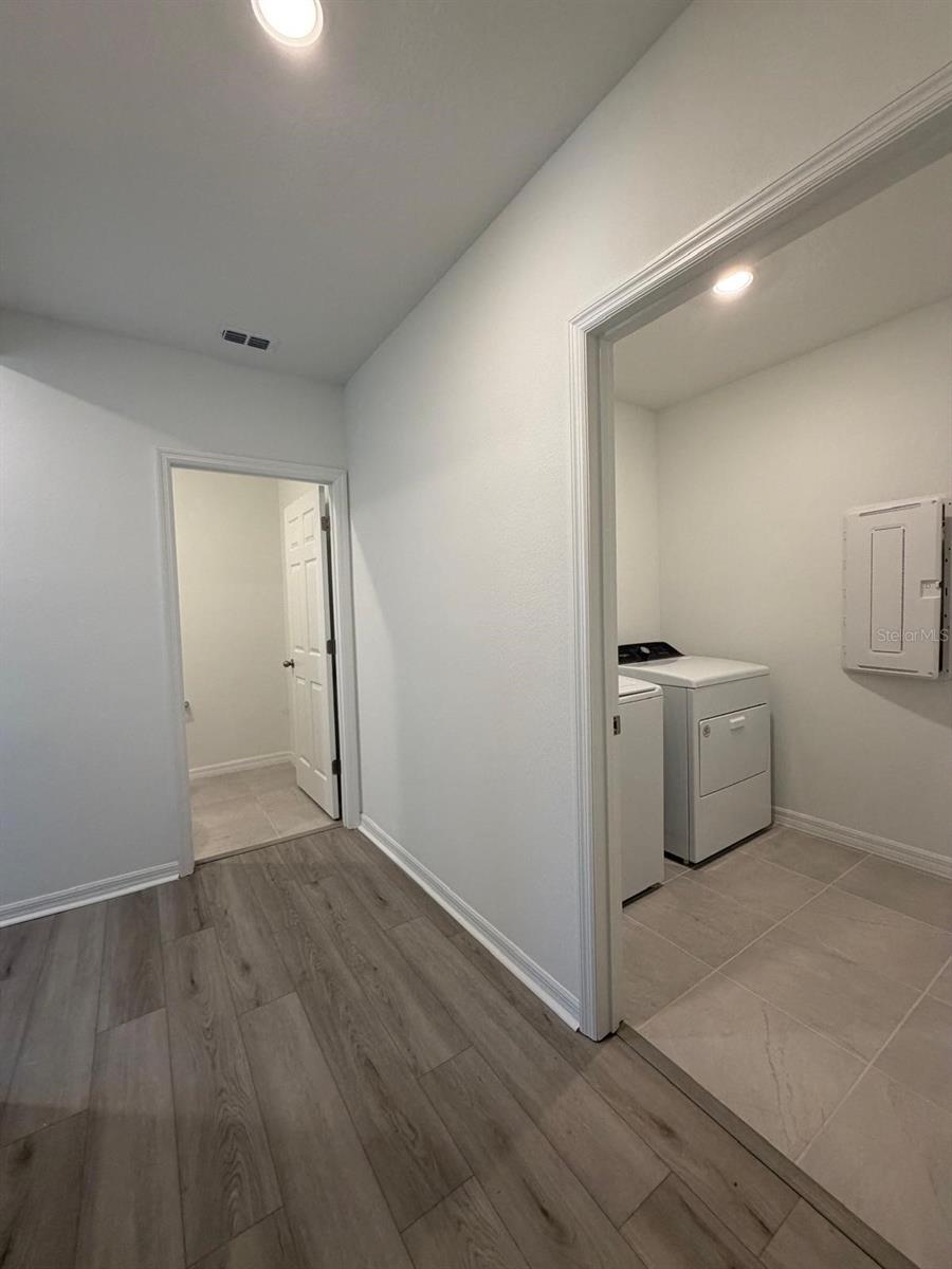 Image 21 of 31 For 4555 Windy Oak Way