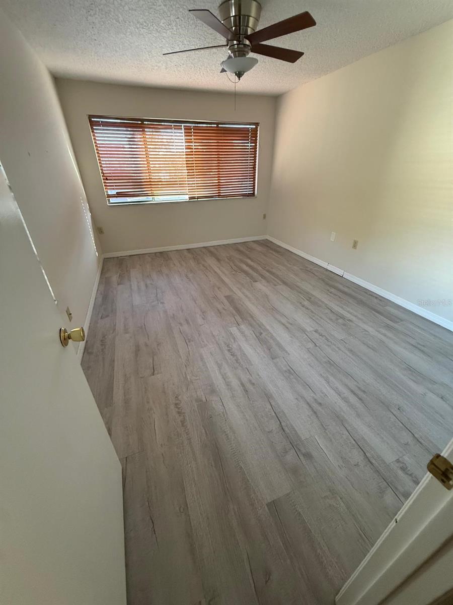 Image 12 of 19 For 5050 Ernst Court 17