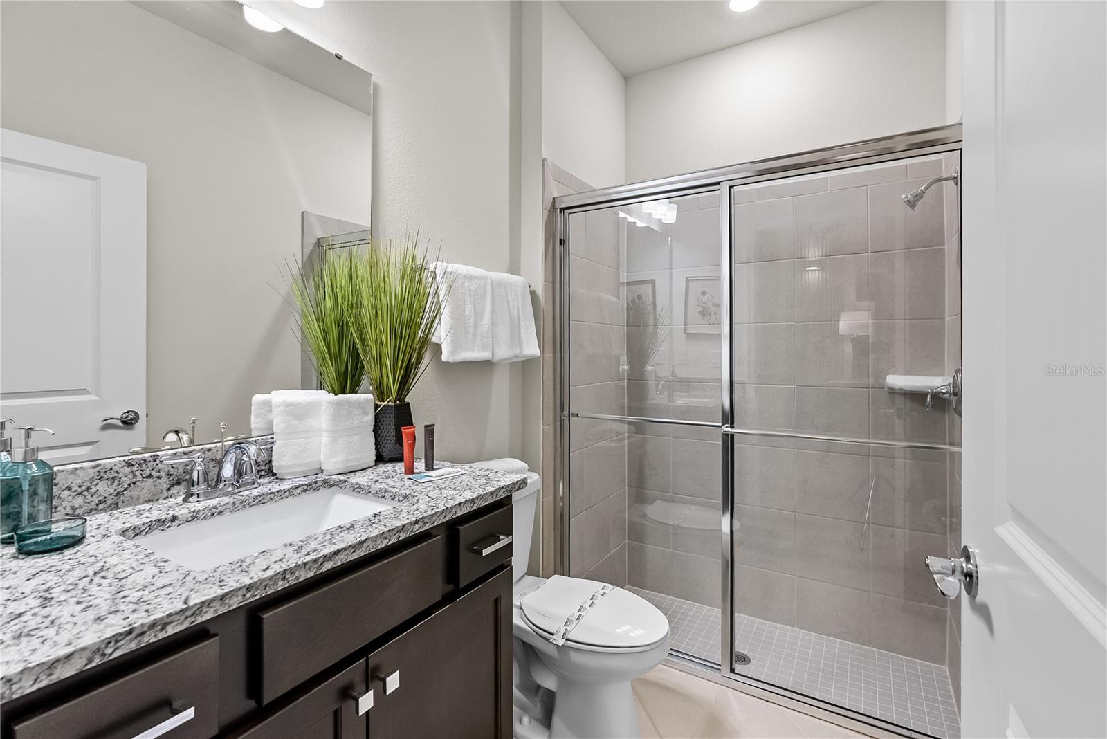 Image 10 of 100 For 15961 Cape Coral Loop