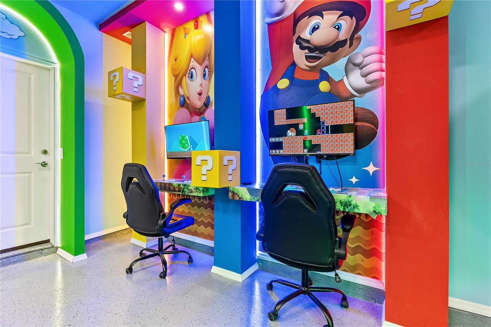 Image 40 of 100 For 15961 Cape Coral Loop