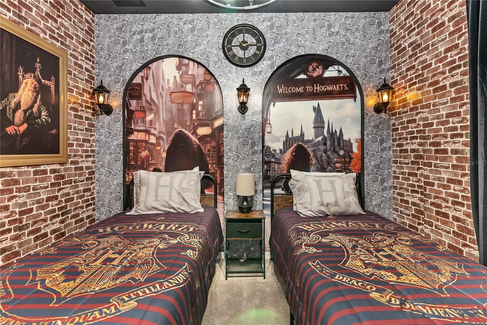 Image 6 of 100 For 15961 Cape Coral Loop