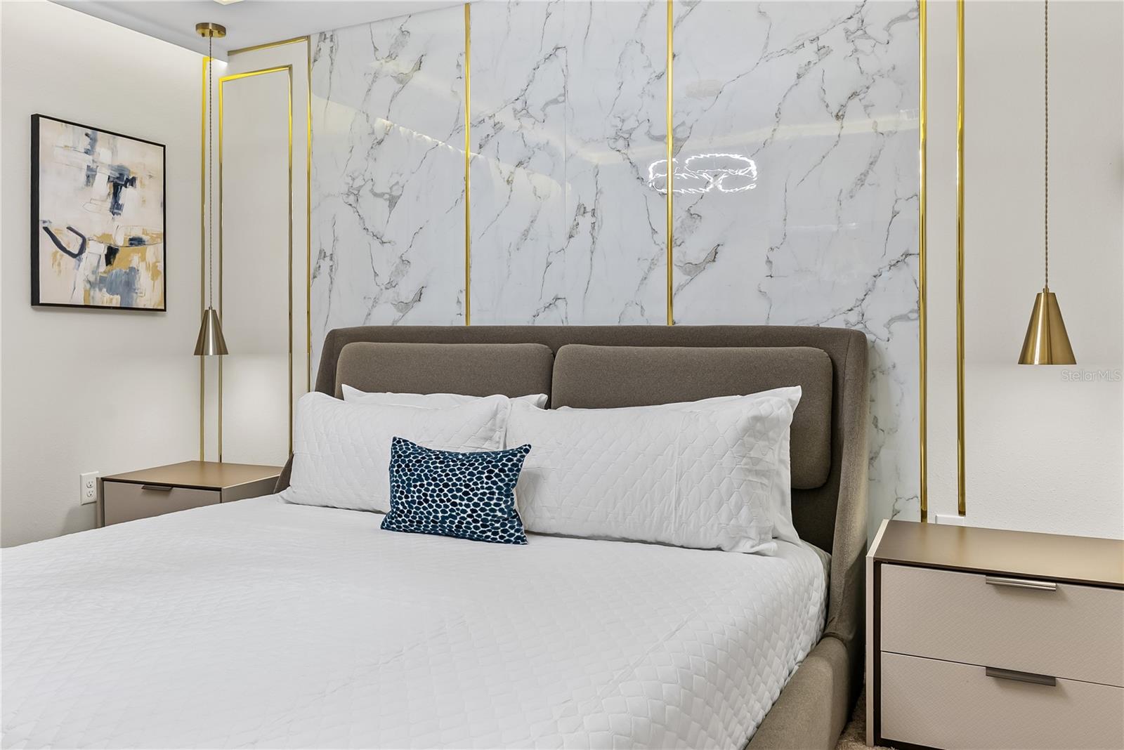 Image 71 of 100 For 15961 Cape Coral Loop