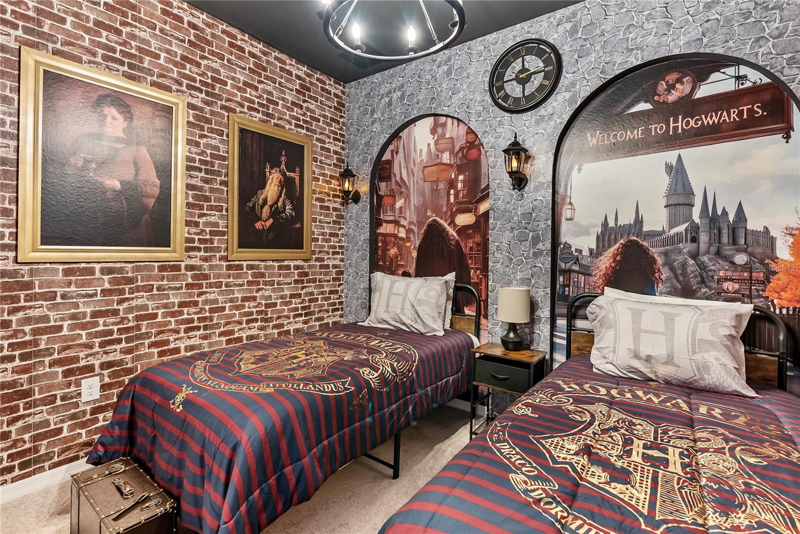 Image 8 of 100 For 15961 Cape Coral Loop