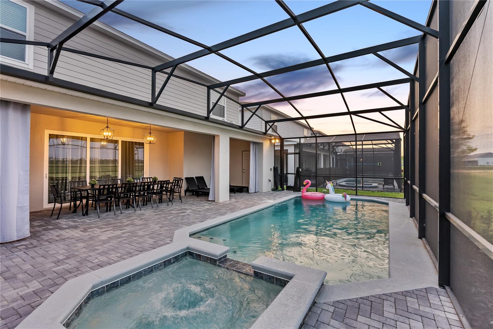 Image 83 of 100 For 15961 Cape Coral Loop