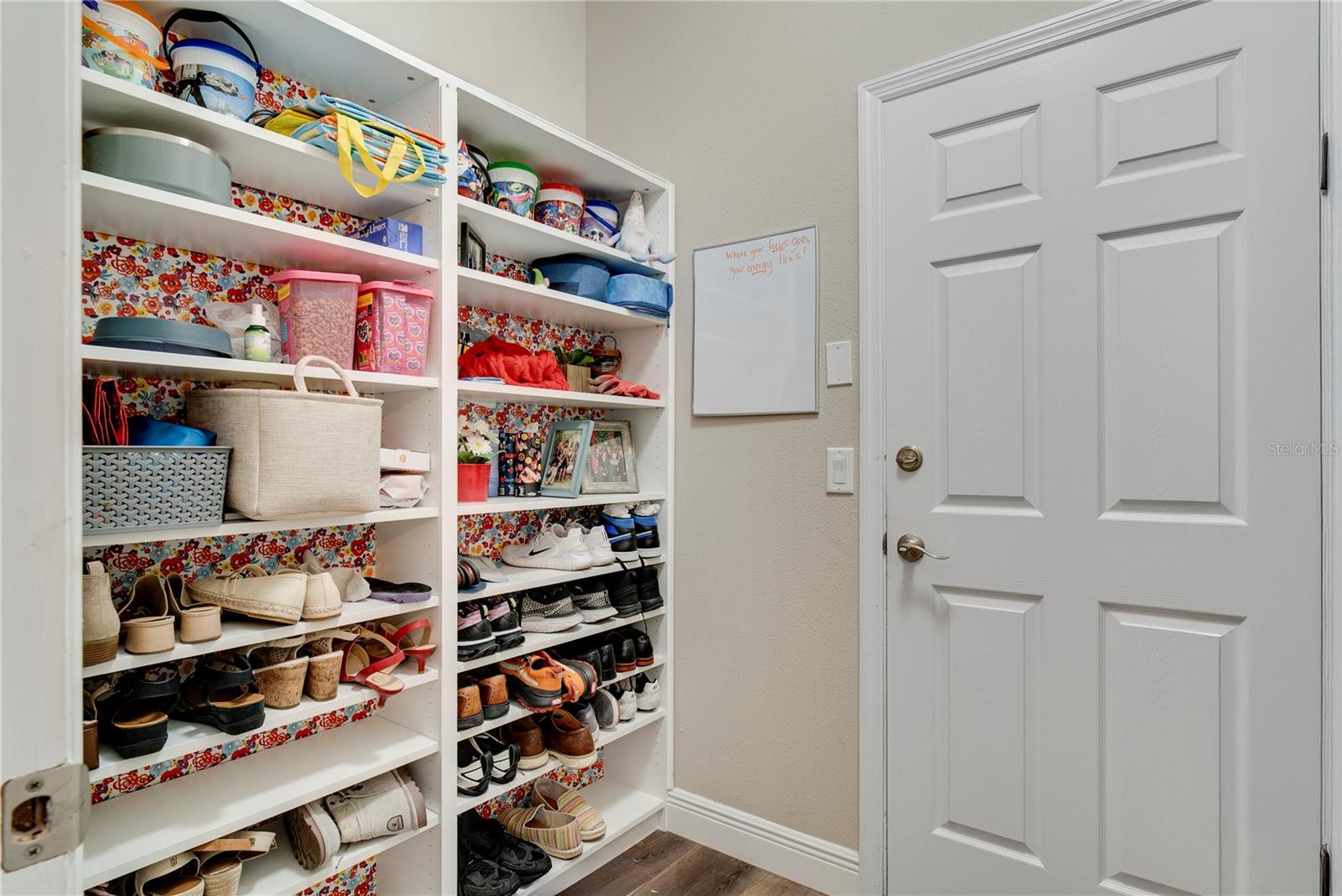 Image 15 of 39 For 719 River Grass Lane