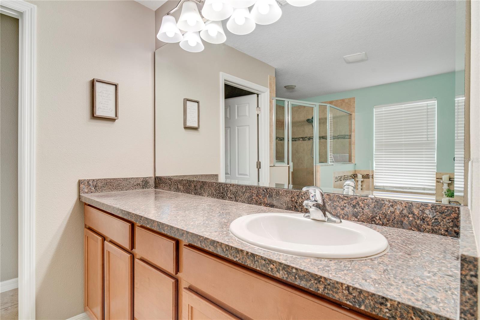 Image 21 of 39 For 719 River Grass Lane