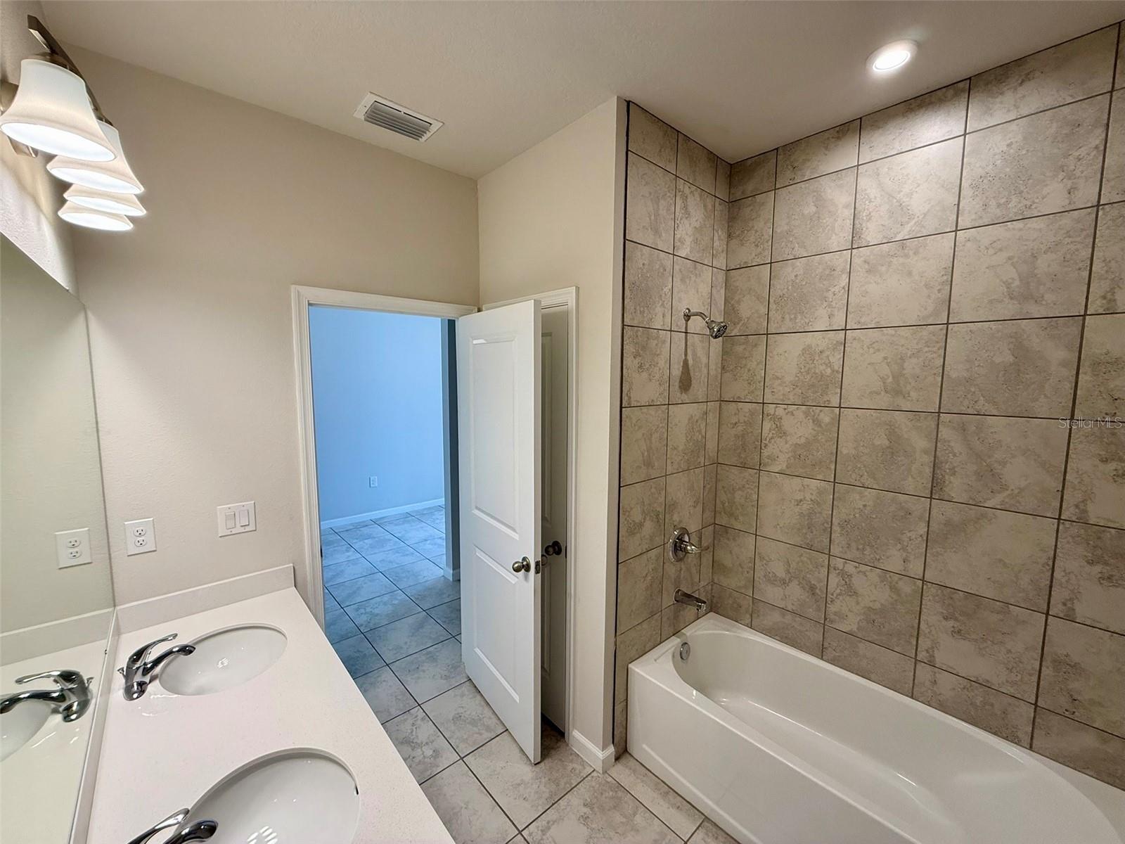 Image 9 of 17 For 5576 Vigo Loop