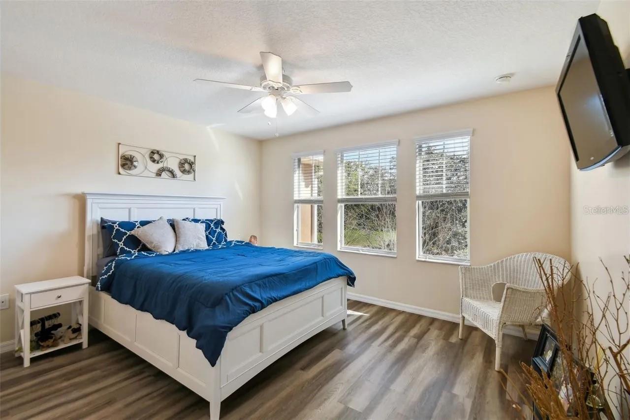 Image 10 of 29 For 14090 Avenue Of The Groves