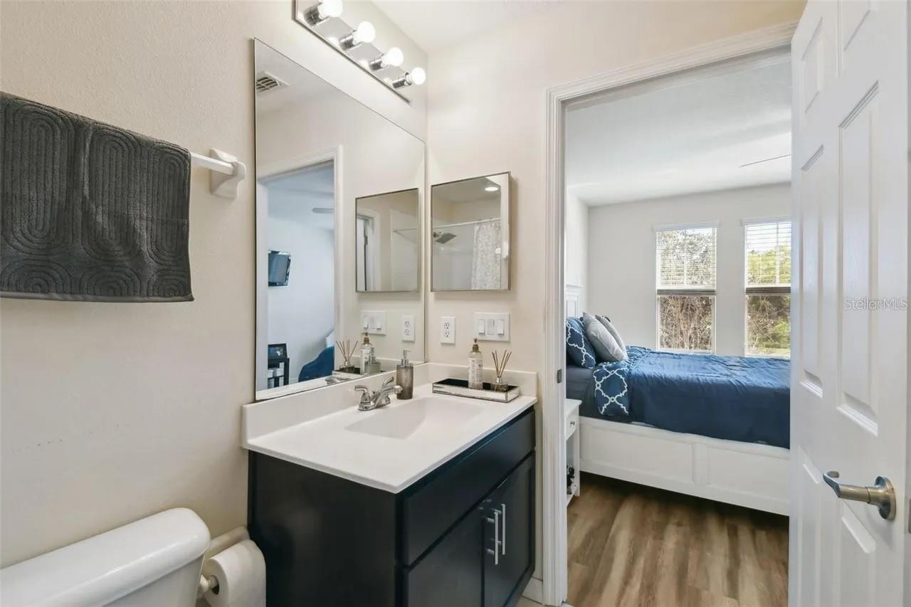 Image 12 of 29 For 14090 Avenue Of The Groves