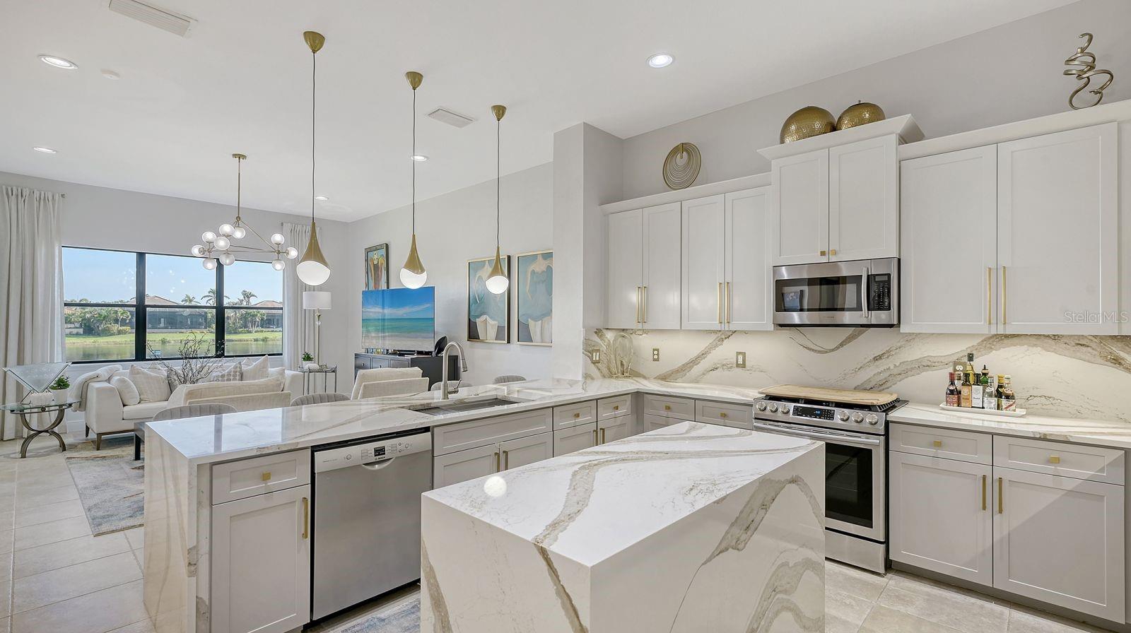 Image 22 of 72 For 5715 Inspiration Terrace