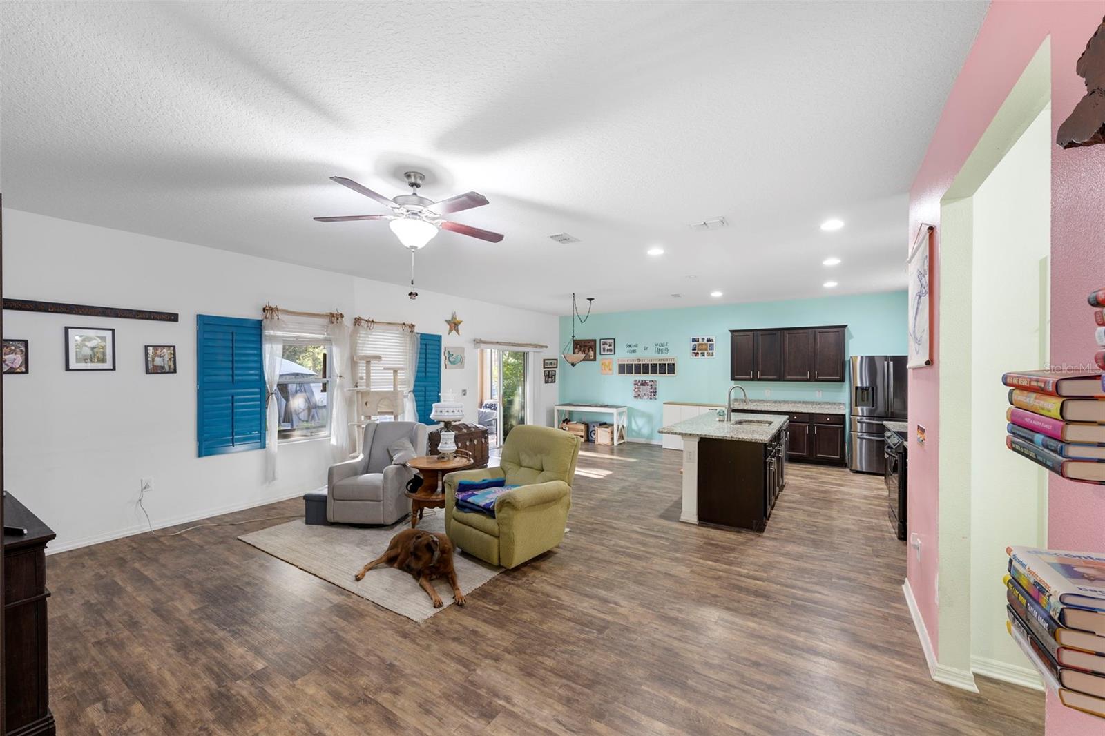 Image 13 of 42 For 977 Lancelot Drive