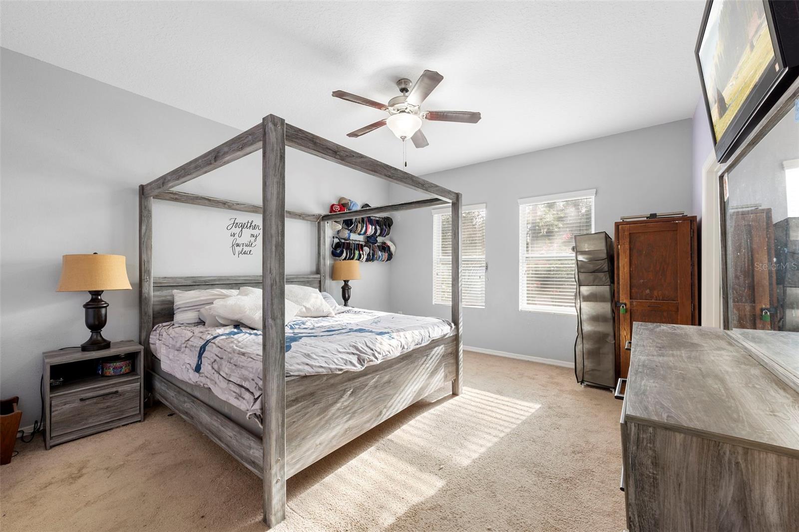 Image 25 of 42 For 977 Lancelot Drive