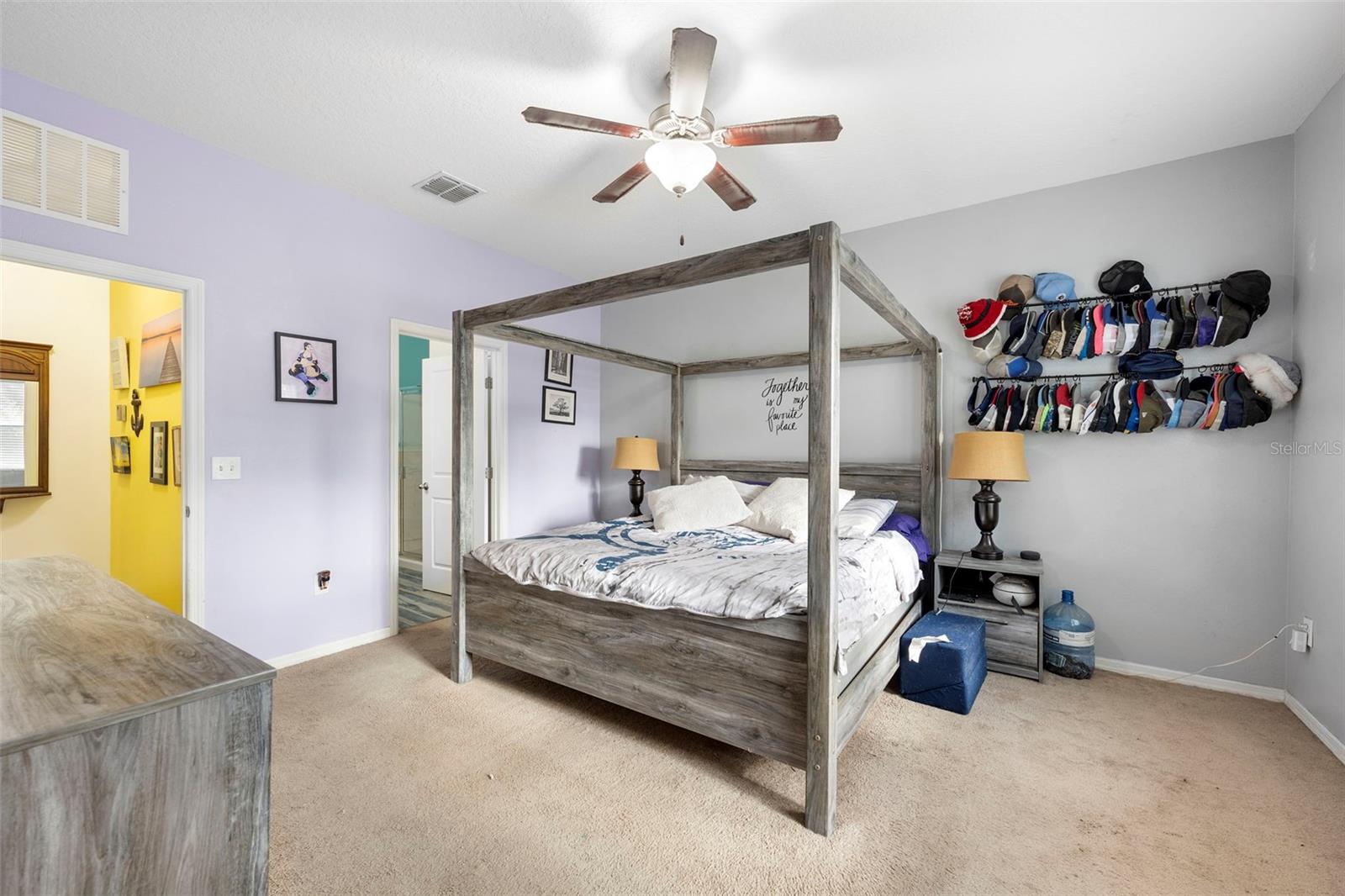 Image 26 of 42 For 977 Lancelot Drive