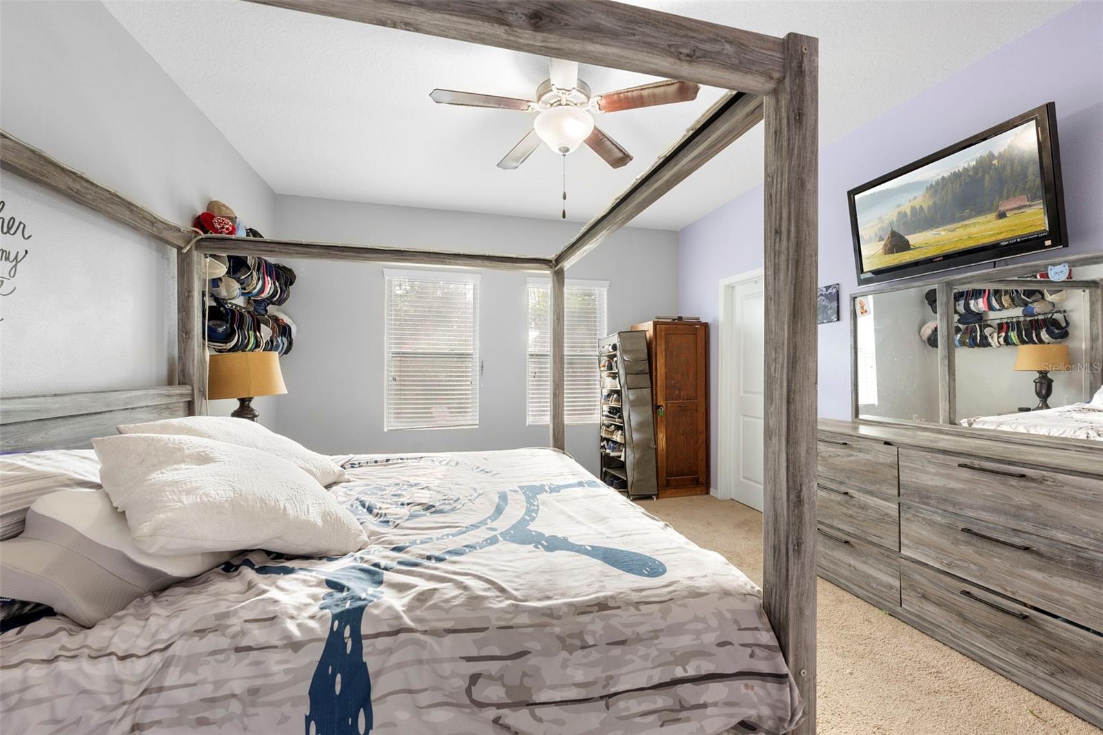 Image 27 of 42 For 977 Lancelot Drive