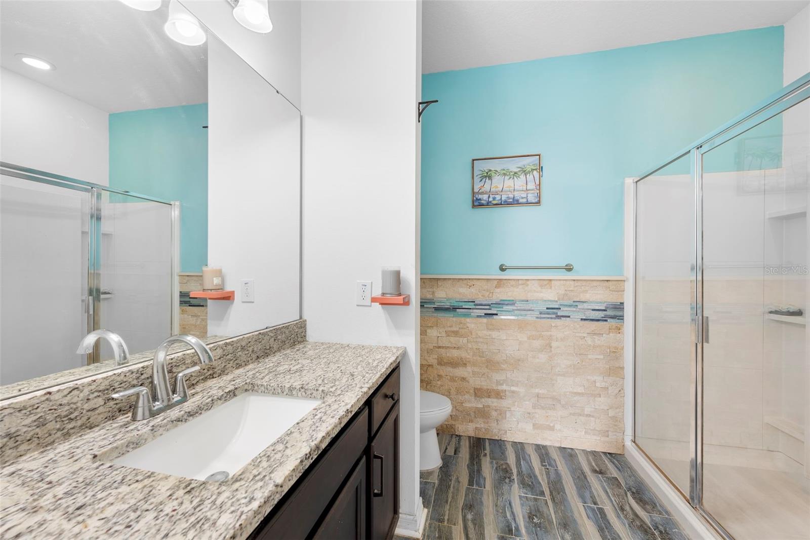 Image 29 of 42 For 977 Lancelot Drive