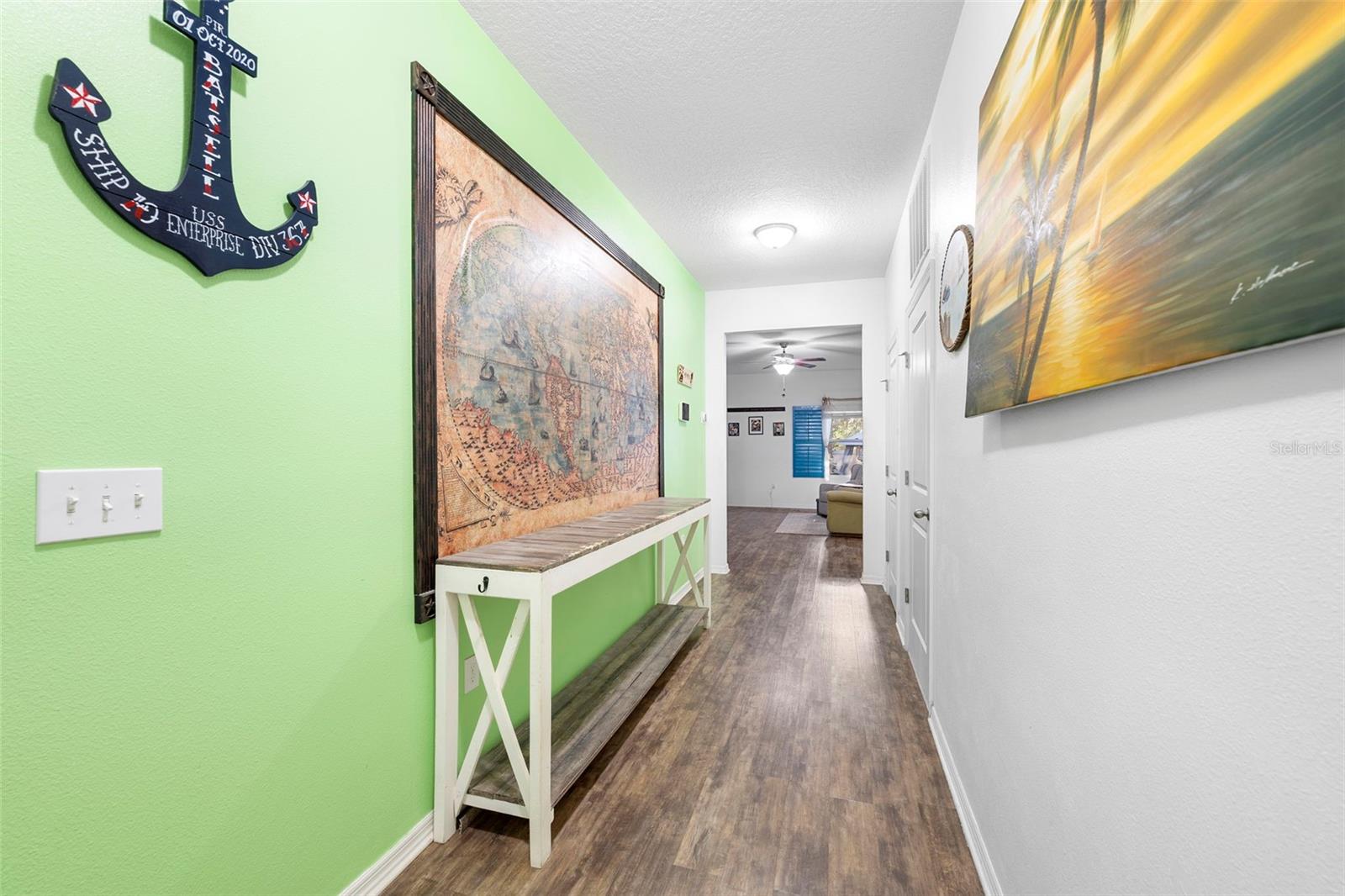 Image 3 of 42 For 977 Lancelot Drive