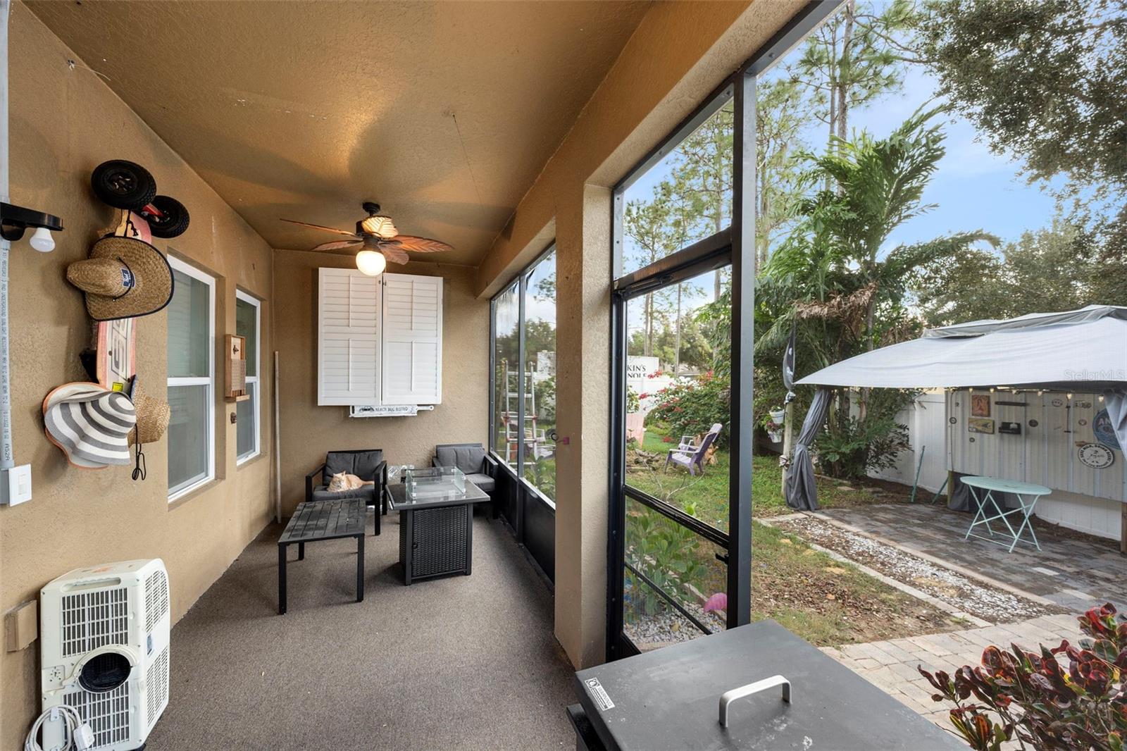 Image 30 of 42 For 977 Lancelot Drive