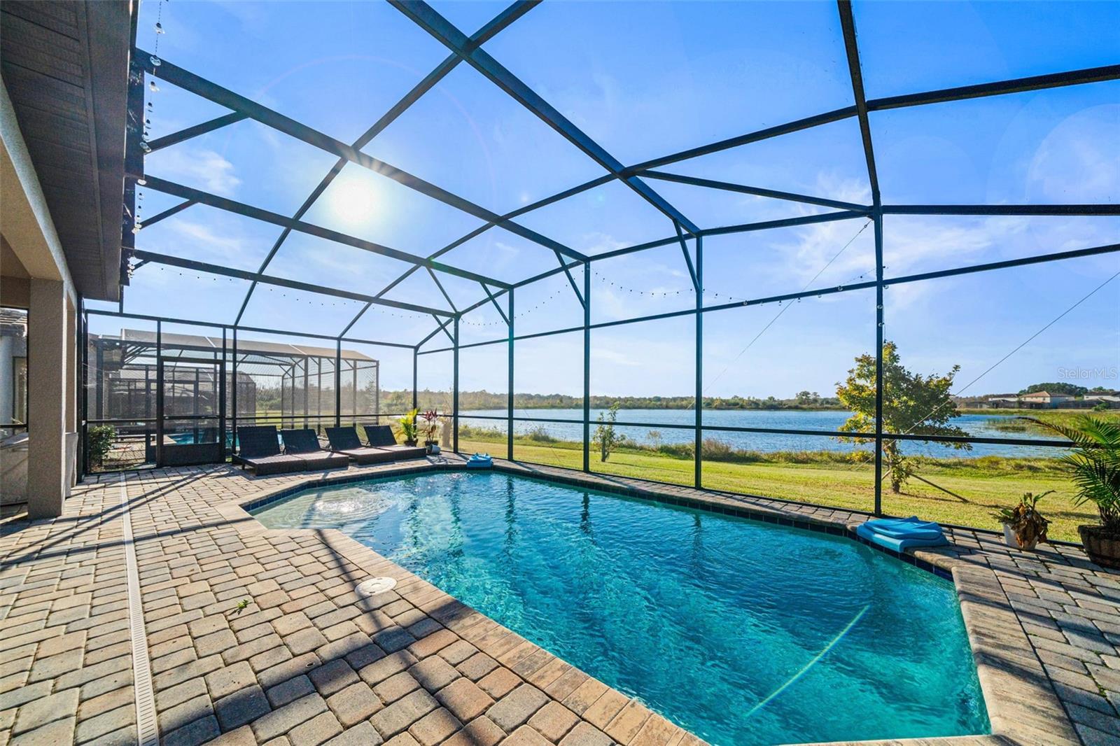 Image 29 of 33 For 199 Macaulay S Cove