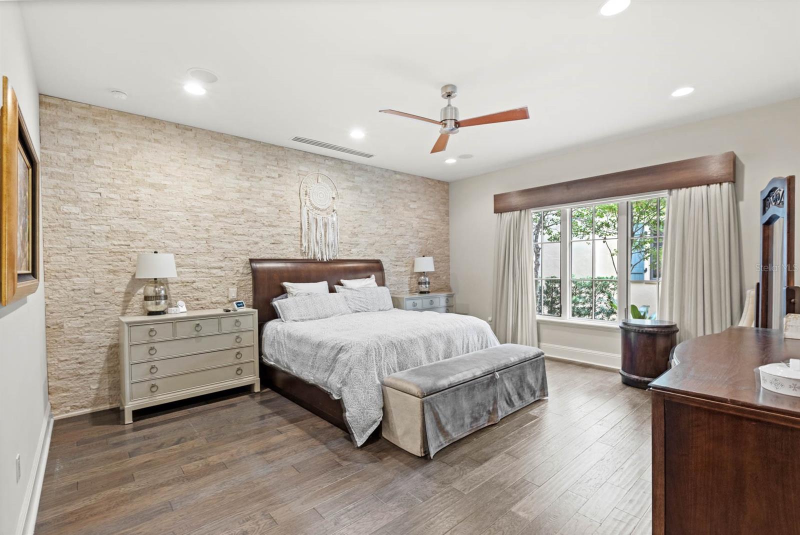 Image 16 of 39 For 9743 Lounsberry Circle