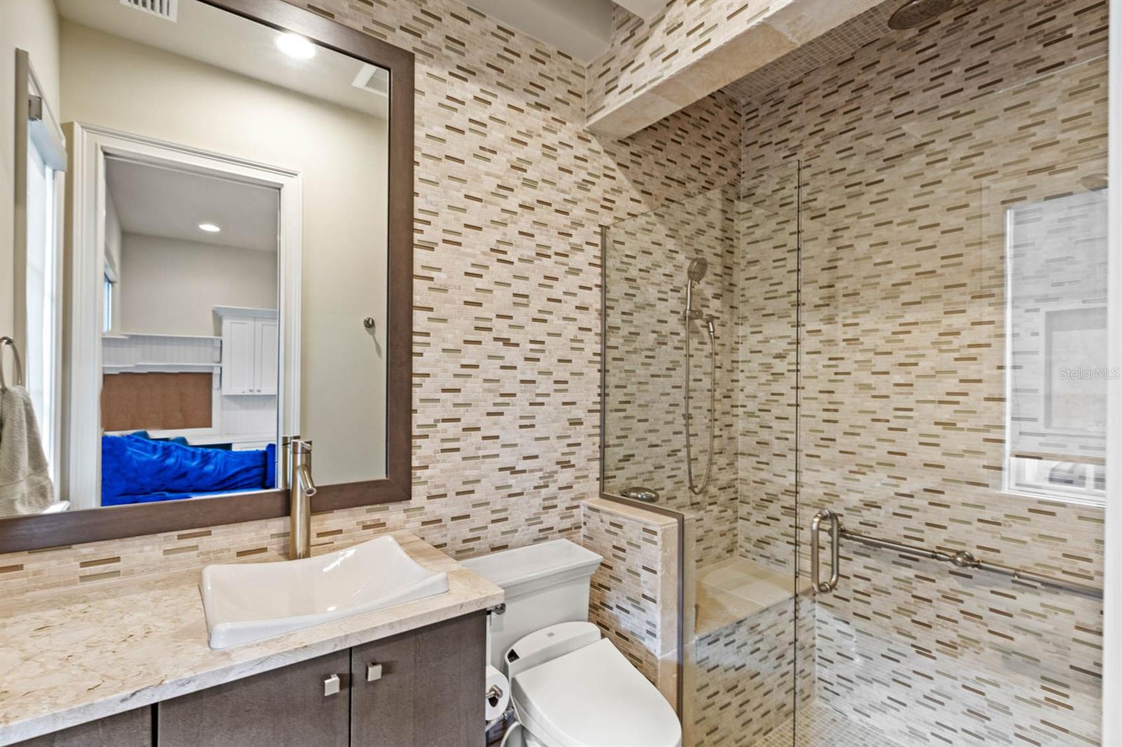 Image 21 of 39 For 9743 Lounsberry Circle