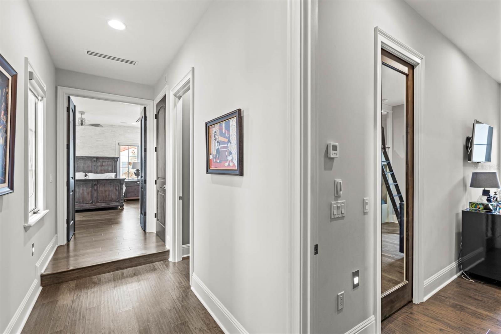 Image 31 of 39 For 9743 Lounsberry Circle