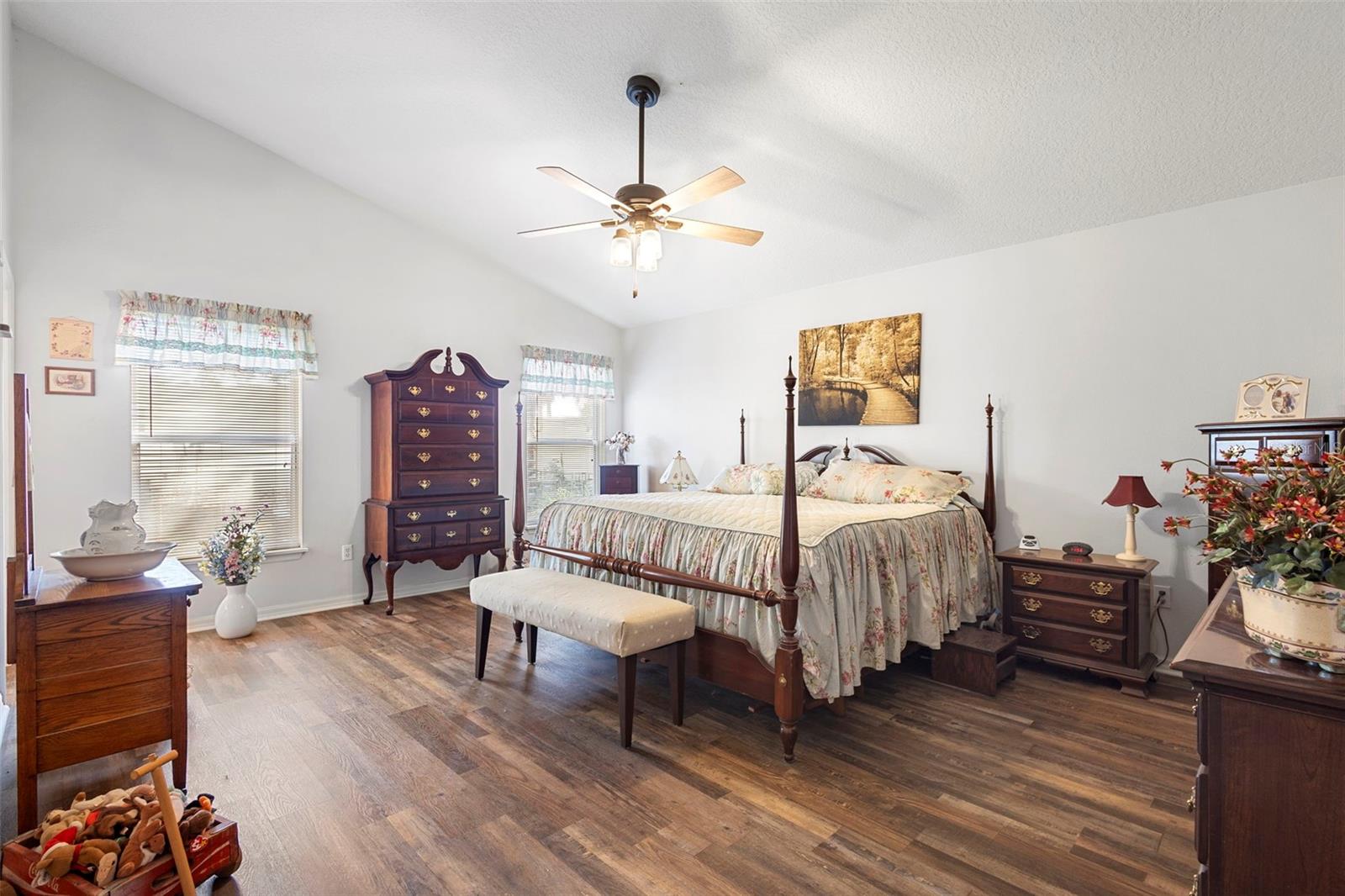 Image 15 of 48 For 10320 Bumblebee Lane