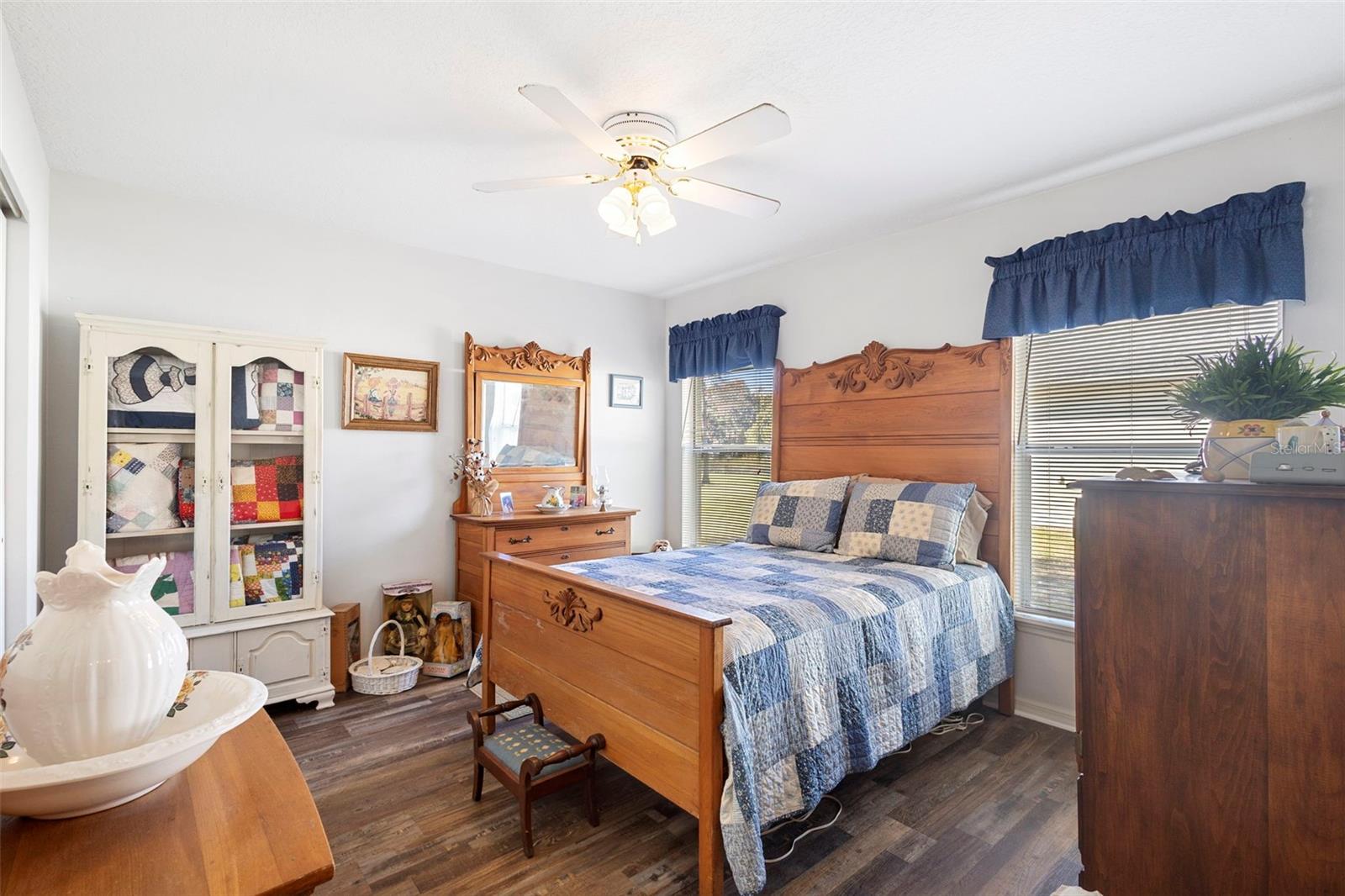 Image 20 of 48 For 10320 Bumblebee Lane