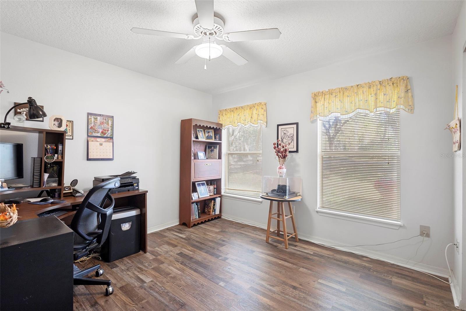 Image 24 of 48 For 10320 Bumblebee Lane