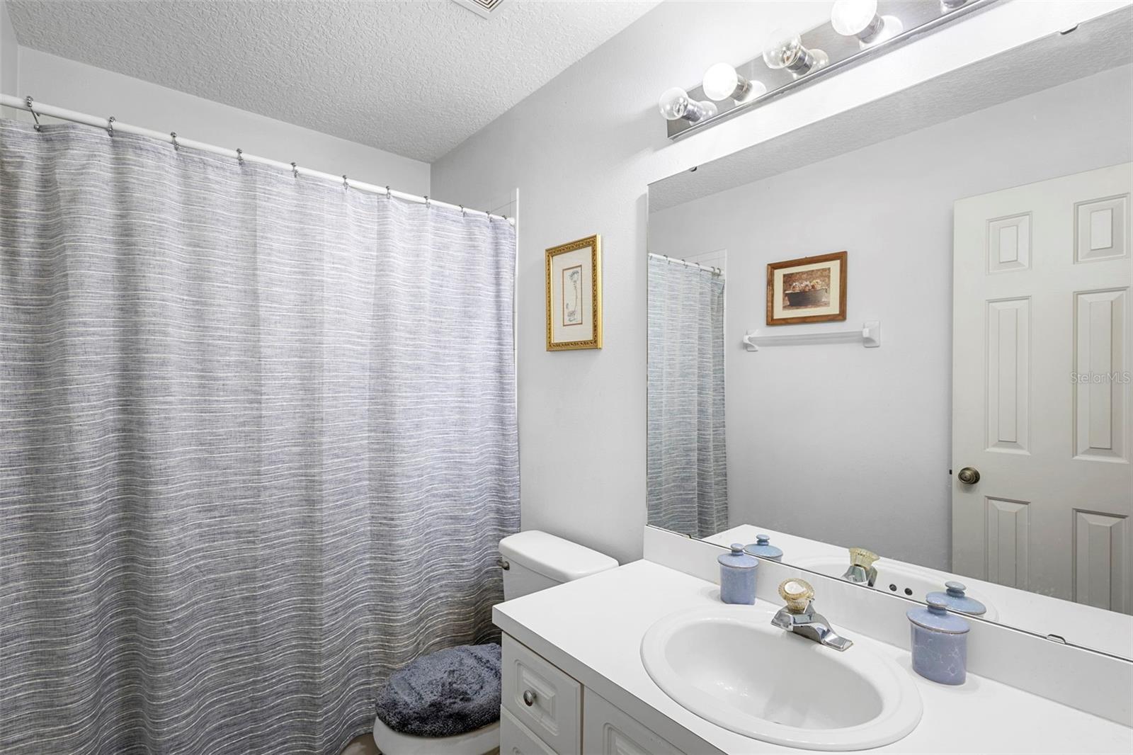 Image 34 of 48 For 10320 Bumblebee Lane