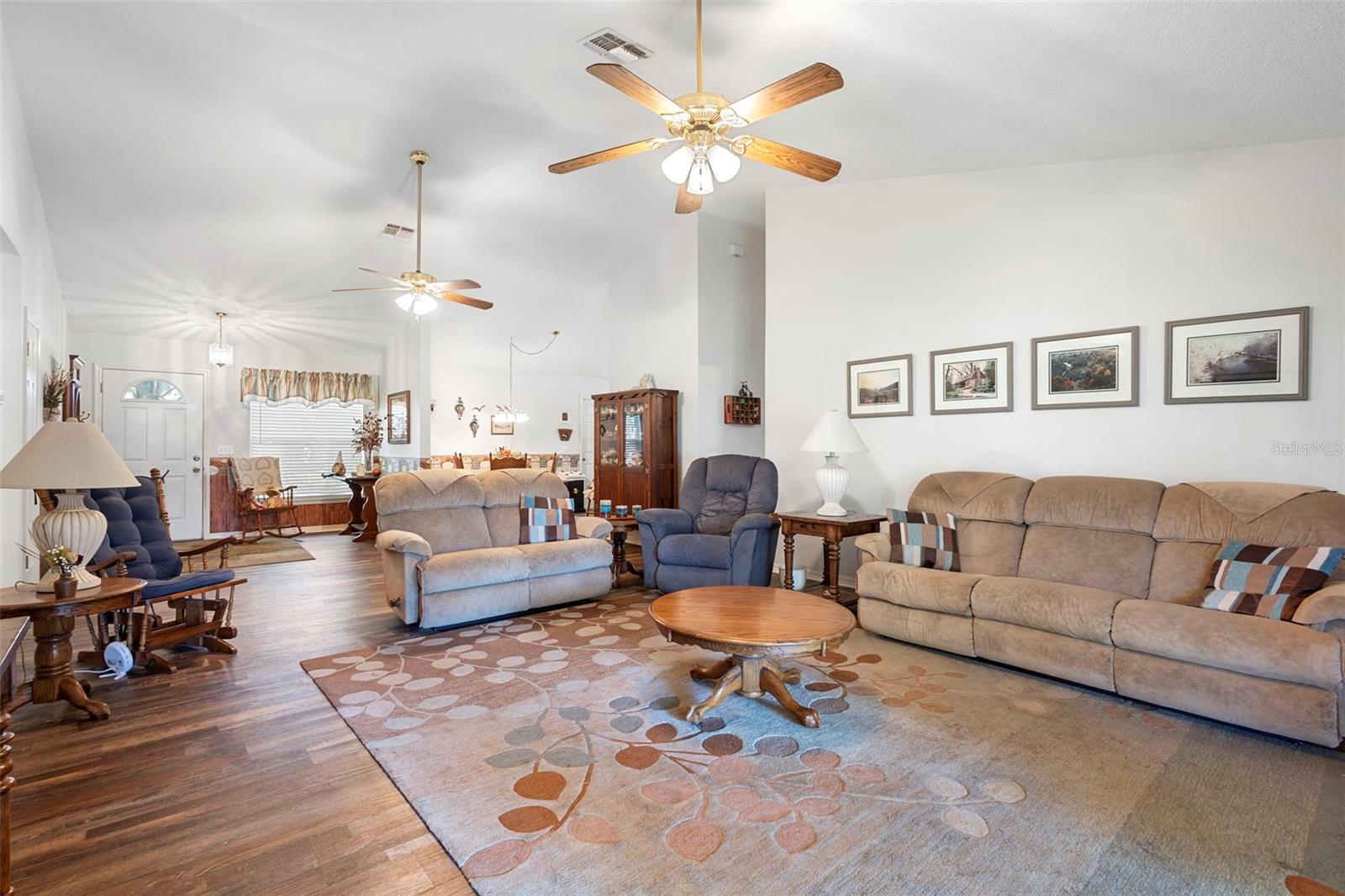 Image 9 of 48 For 10320 Bumblebee Lane