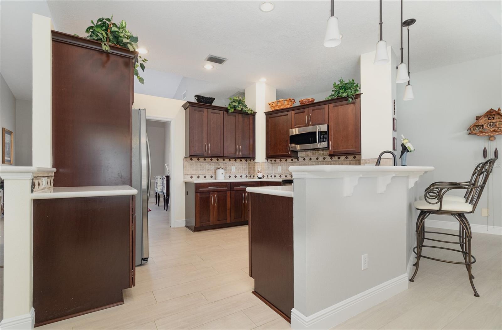 Image 13 of 46 For 7628 Apple Tree Circle