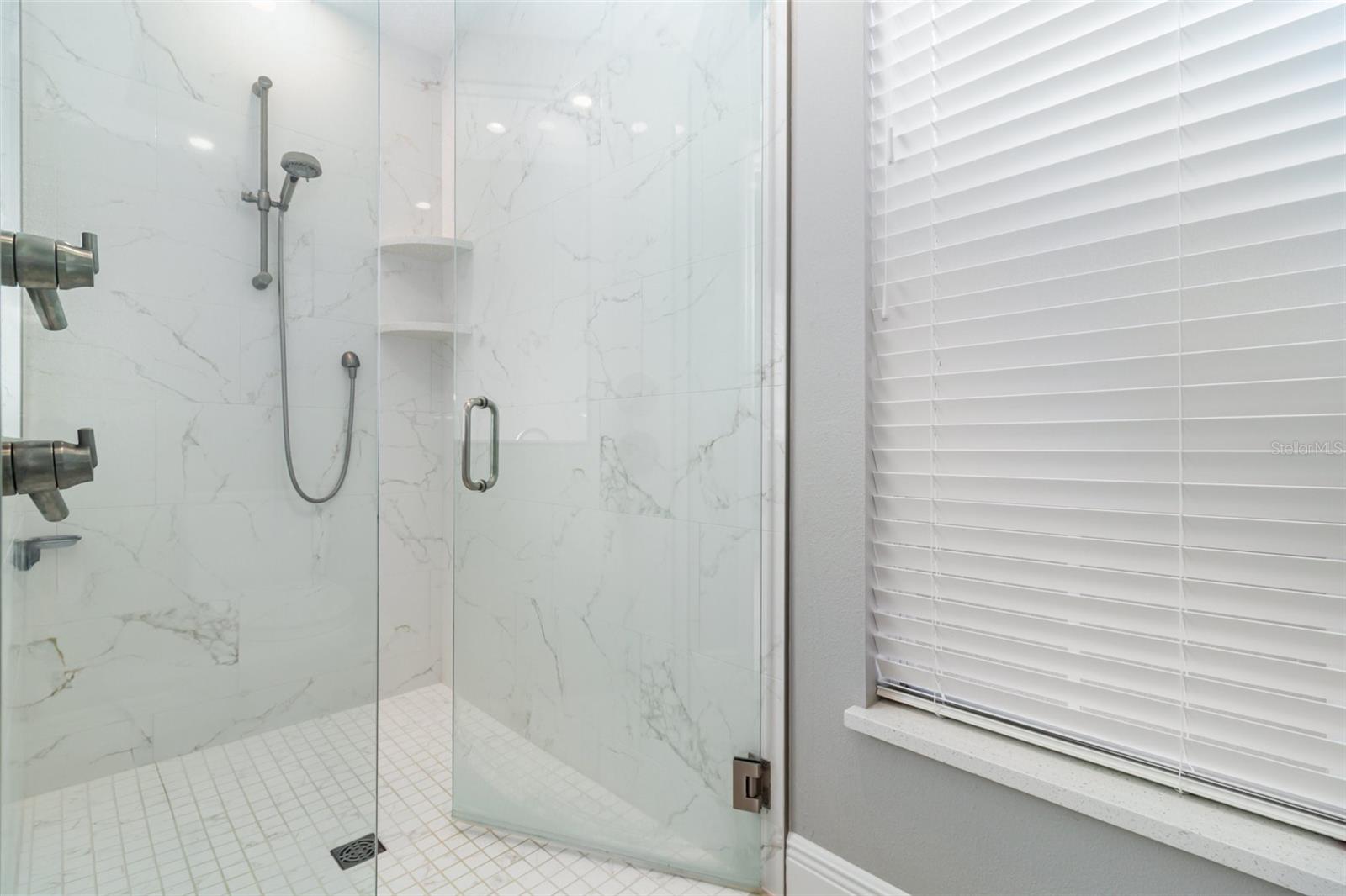 Image 27 of 46 For 7628 Apple Tree Circle