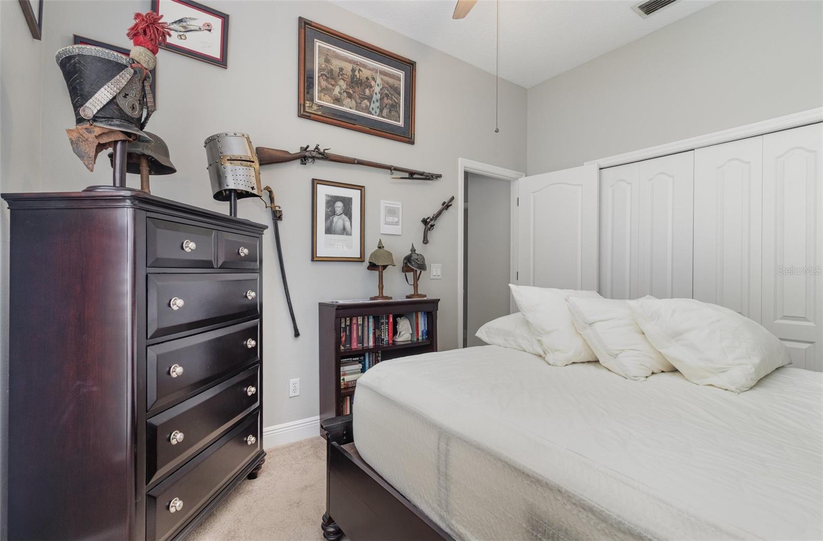 Image 33 of 46 For 7628 Apple Tree Circle