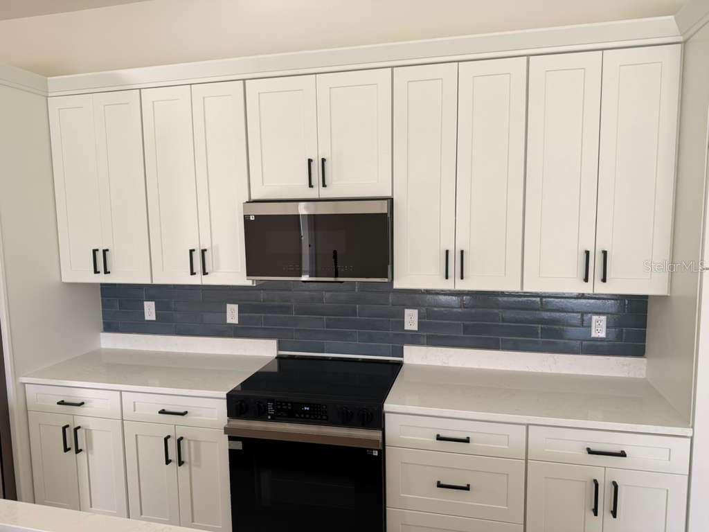 Image 21 of 53 For 10426 Live Oak Road