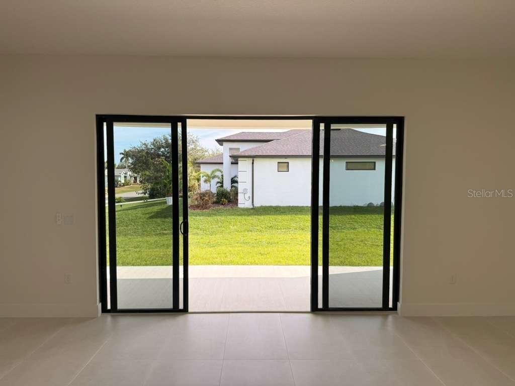 Image 29 of 53 For 10426 Live Oak Road