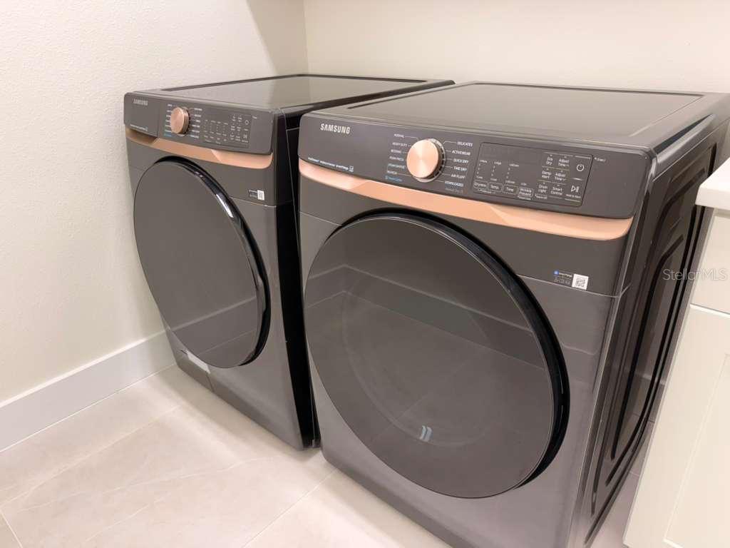 Image 31 of 53 For 10426 Live Oak Road