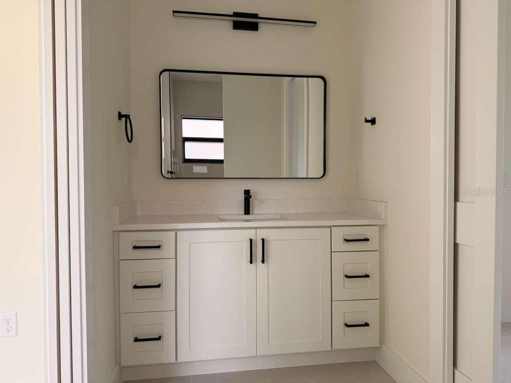 Image 38 of 53 For 10426 Live Oak Road