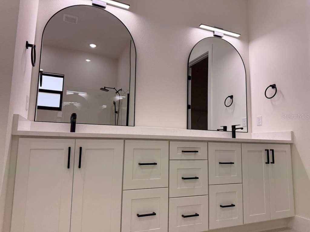 Image 50 of 53 For 10426 Live Oak Road