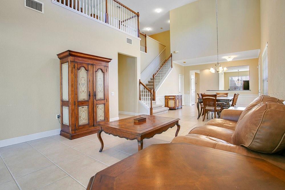 Image 7 of 38 For 6202 Miramonte Drive 101