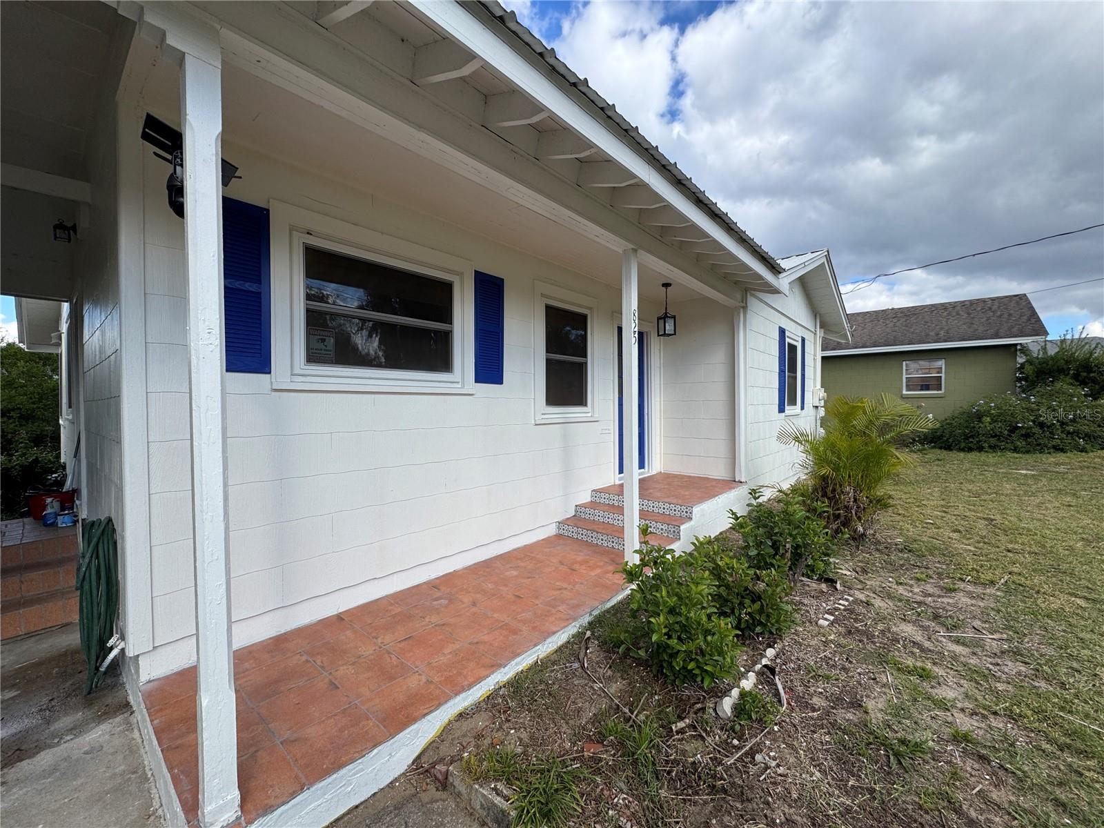 Image 2 of 27 For 825 Poinsettia Drive