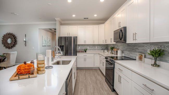 Image 4 of 23 For 17657 169th Place