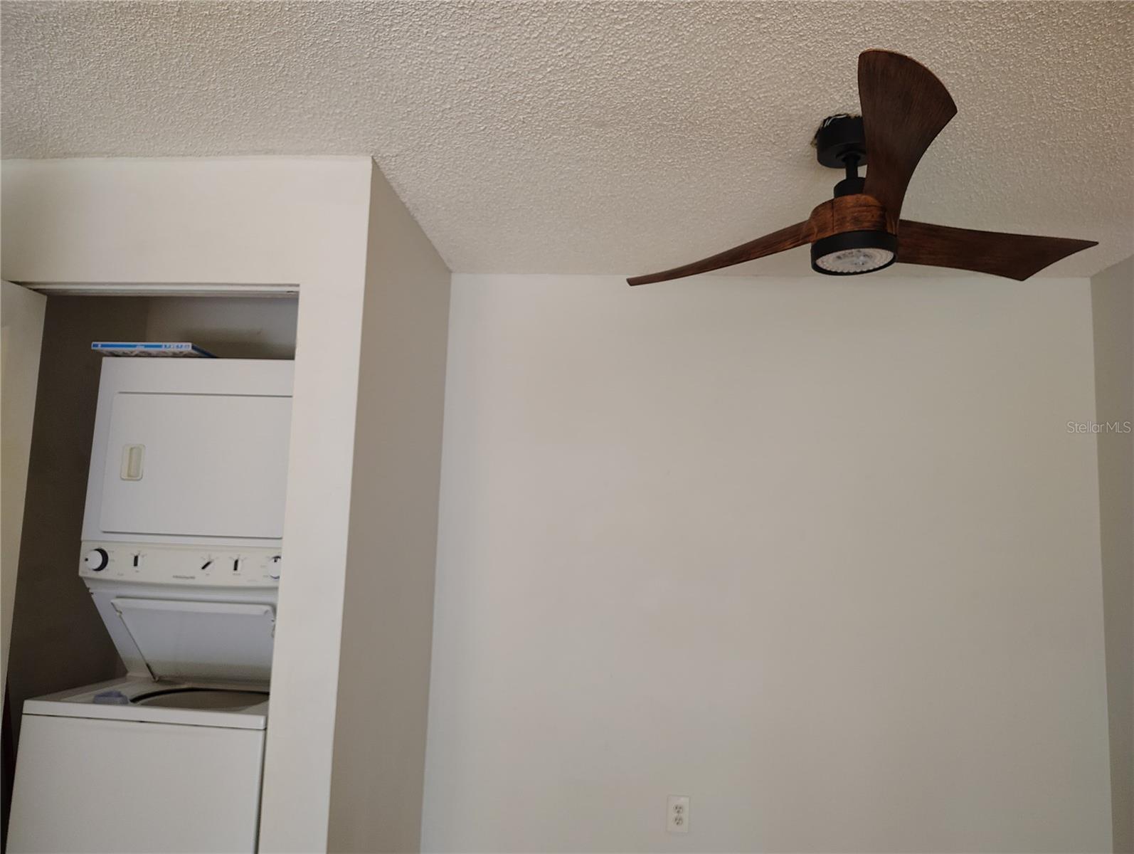 Image 10 of 13 For 3298 S Semoran  25