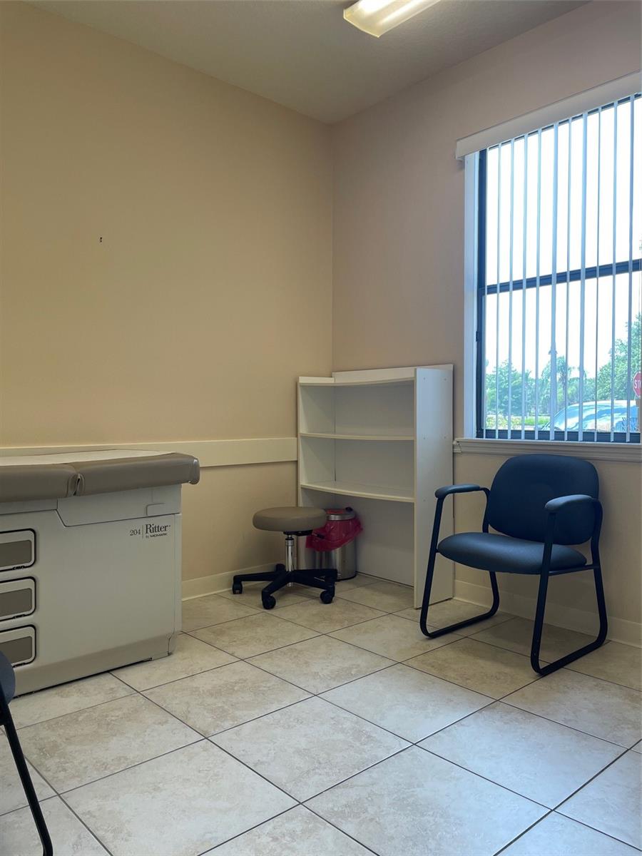 Image 6 of 8 For 955 Town Center Drive 200