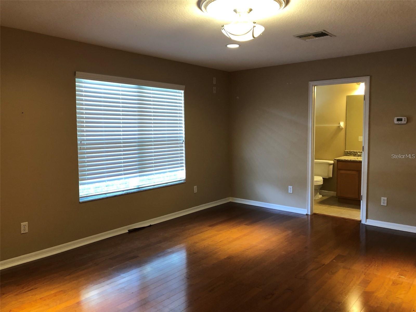 Image 23 of 30 For 925 Saza Run