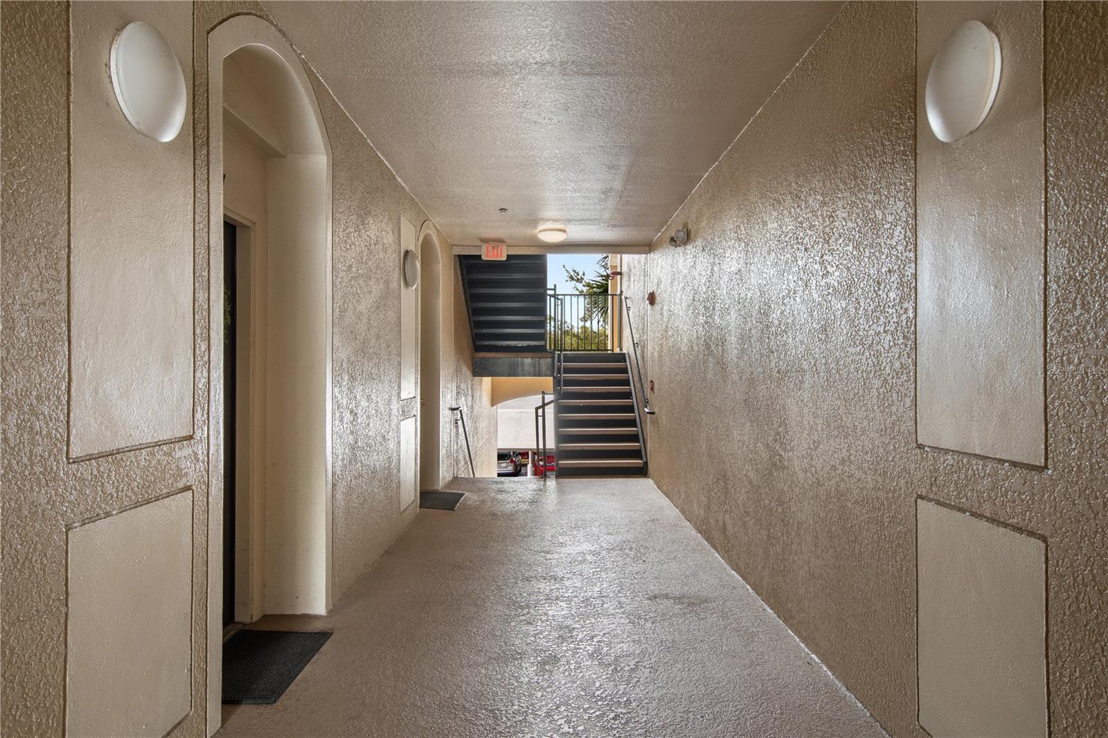 Image 36 of 44 For 6466 Cava Alta Drive 207